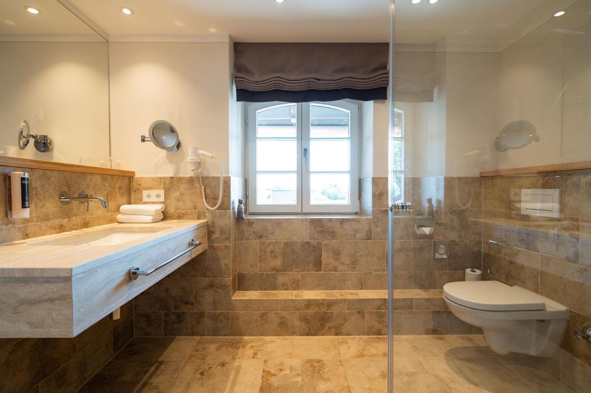Hotel Gasthof Alte Post Holzkirchen Holzkirchen  Kültér fotó
