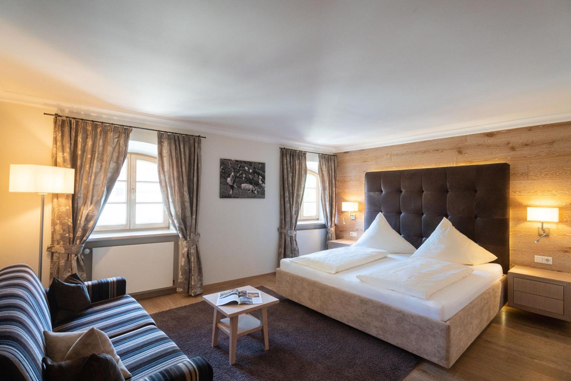 Hotel Gasthof Alte Post Holzkirchen Holzkirchen  Kültér fotó