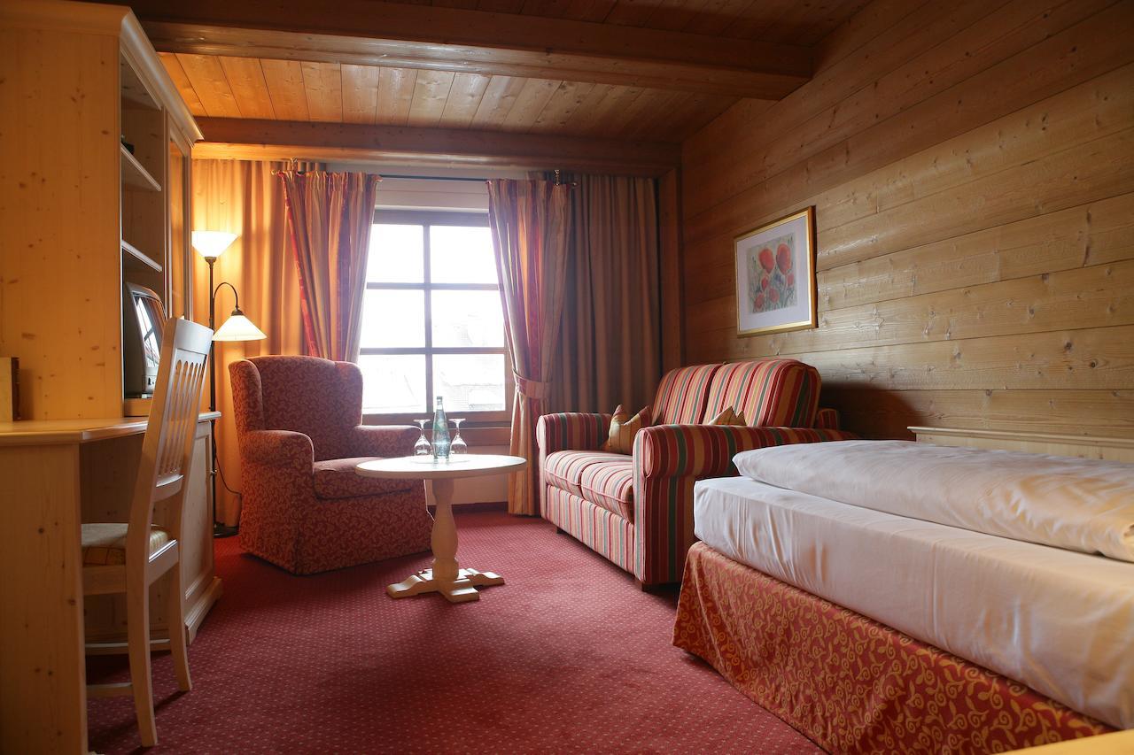 Hotel Gasthof Alte Post Holzkirchen Holzkirchen  Szoba fotó
